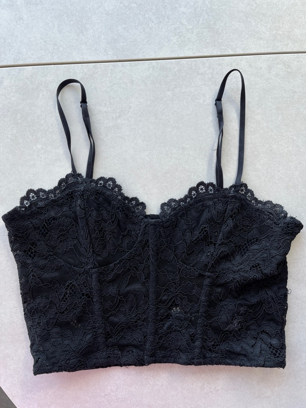 Zara Black Lace Cropped Bralette - Picture 1 of 8